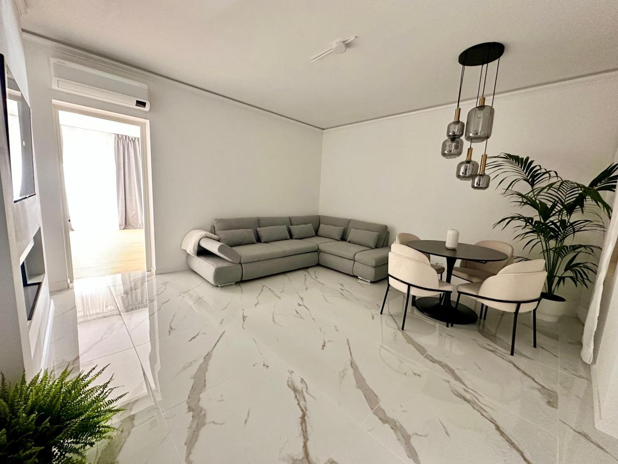 Luna Luxury Suite แบร์กาโม ภายนอก รูปภาพ