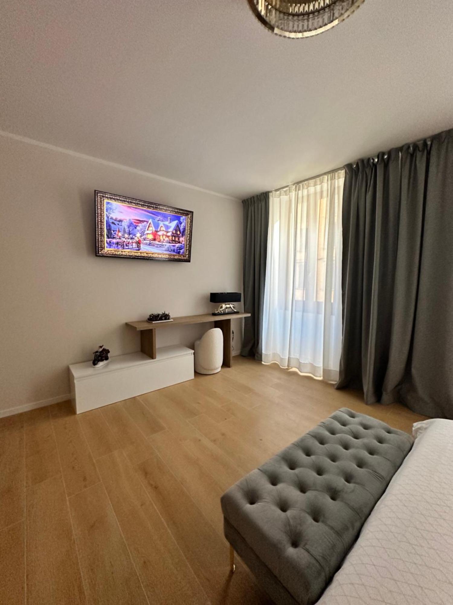 Luna Luxury Suite แบร์กาโม ภายนอก รูปภาพ