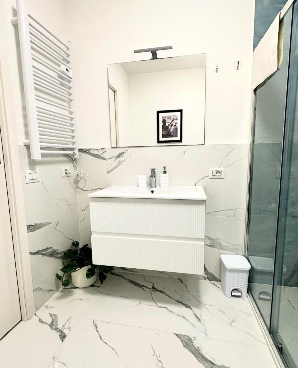Luna Luxury Suite แบร์กาโม ภายนอก รูปภาพ